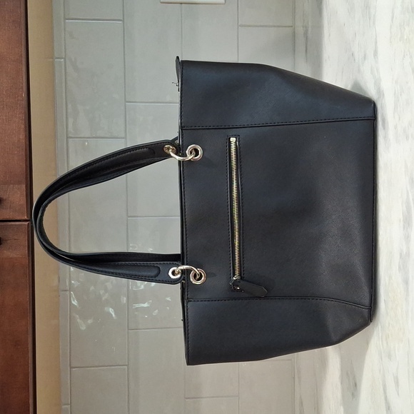 Tote - Picture 2 of 12